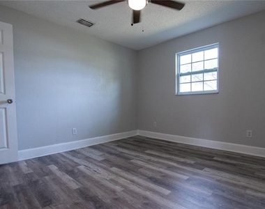 4710 W Price Avenue - Photo Thumbnail 23