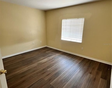 6456 Cypressdale Drive - Photo Thumbnail 8