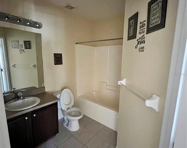 6456 Cypressdale Drive - Photo Thumbnail 10