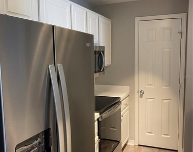 501 Knights Run Avenue - Photo Thumbnail 4