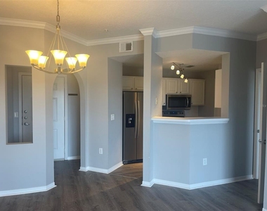 501 Knights Run Avenue - Photo Thumbnail 3
