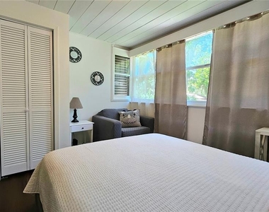 618 S Crest Ave - Photo Thumbnail 14