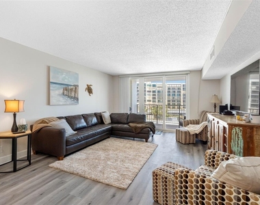 1460 Gulf Boulevard - Photo Thumbnail 13