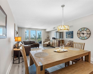 1460 Gulf Boulevard - Photo Thumbnail 11