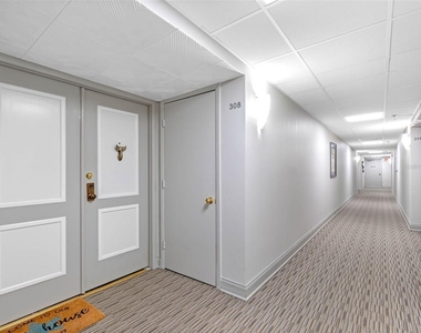 1460 Gulf Boulevard - Photo Thumbnail 2