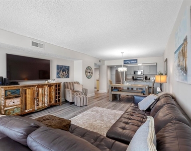 1460 Gulf Boulevard - Photo Thumbnail 17