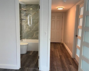 9481 Highland Oak Drive - Photo Thumbnail 40
