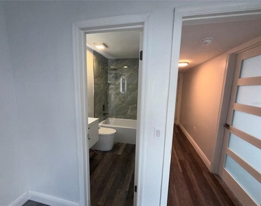 9481 Highland Oak Drive - Photo Thumbnail 44