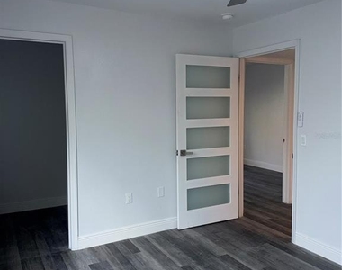 9481 Highland Oak Drive - Photo Thumbnail 36