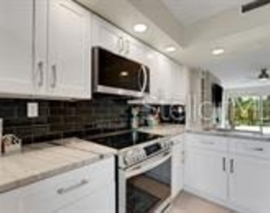 6372 Palma Del Mar Boulevard S - Photo Thumbnail 9