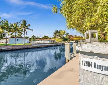 12904 Banyan Road - Photo Thumbnail 6