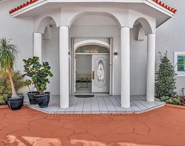 12904 Banyan Road - Photo Thumbnail 5