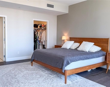 175 1st Street S - Photo Thumbnail 3