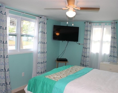 658 Roanoke Street - Photo Thumbnail 11