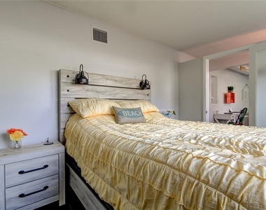 1907 2nd Street - Photo Thumbnail 27