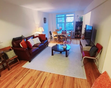66-15 Thornton Place - Photo Thumbnail 6