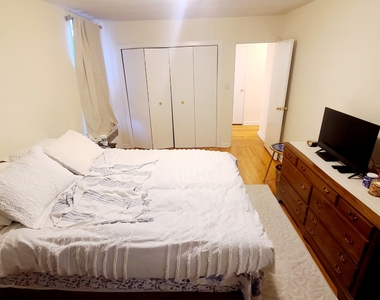 66-15 Thornton Place - Photo Thumbnail 13