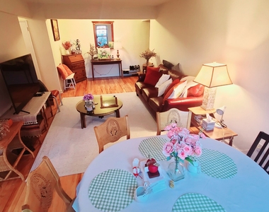 66-15 Thornton Place - Photo Thumbnail 8