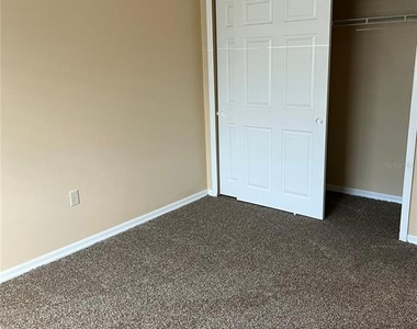 2777 N Poinciana Boulevard - Photo Thumbnail 18