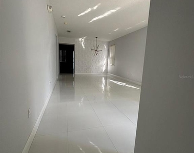 1112 Pine Ridge Drive - Photo Thumbnail 6