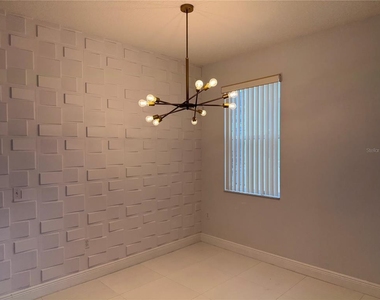 1112 Pine Ridge Drive - Photo Thumbnail 3