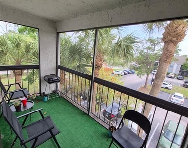 2031 Cascades Boulevard - Photo Thumbnail 8