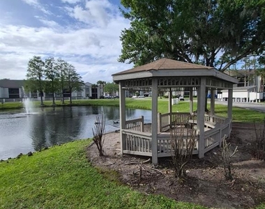 2031 Cascades Boulevard - Photo Thumbnail 15