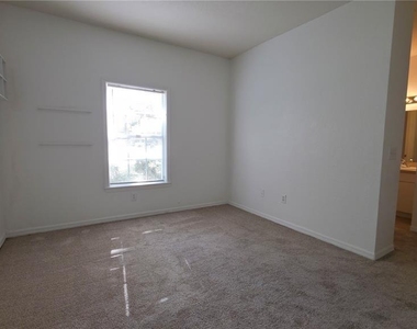 3611 Conroy - Photo Thumbnail 24