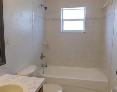 756 Camel Court - Photo Thumbnail 6