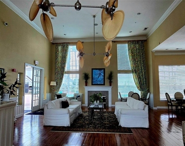 9005 Lee Vista Blvd - Photo Thumbnail 16