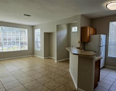 9005 Lee Vista Blvd - Photo Thumbnail 1