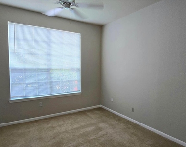 9005 Lee Vista Blvd - Photo Thumbnail 11