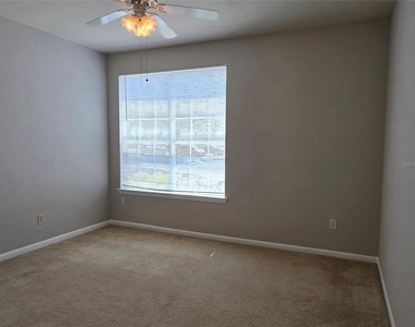 9005 Lee Vista Blvd - Photo Thumbnail 4