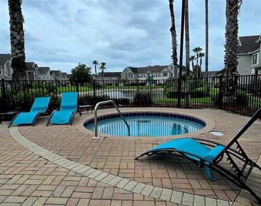 9005 Lee Vista Blvd - Photo Thumbnail 18
