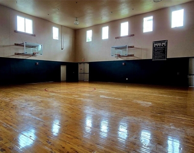 9005 Lee Vista Blvd - Photo Thumbnail 21