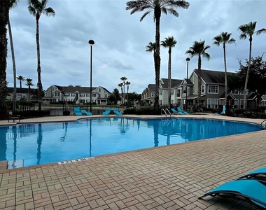 9005 Lee Vista Blvd - Photo Thumbnail 17