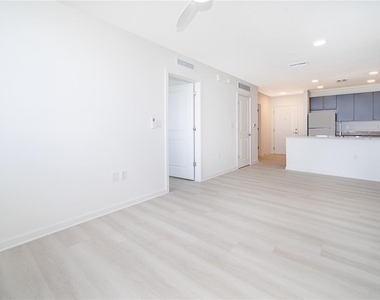 5579 Millenia Park Blvd - Photo Thumbnail 13