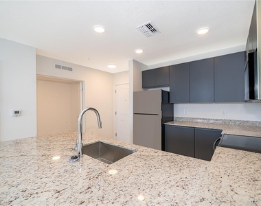 5579 Millenia Park Blvd - Photo Thumbnail 4