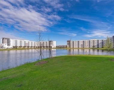 5579 Millenia Park Blvd - Photo Thumbnail 30