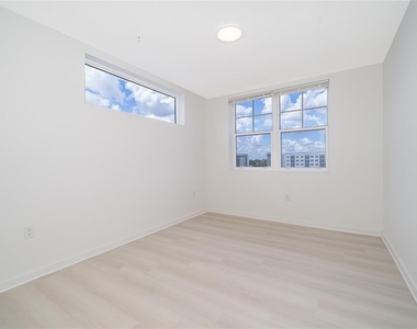5579 Millenia Park Blvd - Photo Thumbnail 19
