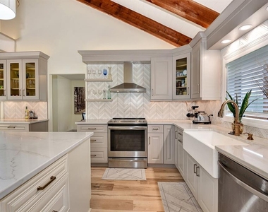 213 Riverbend Road - Photo Thumbnail 19
