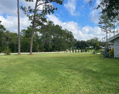 213 Riverbend Road - Photo Thumbnail 6