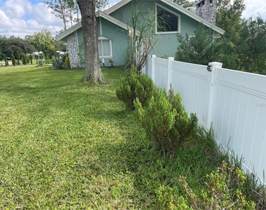 213 Riverbend Road - Photo Thumbnail 7