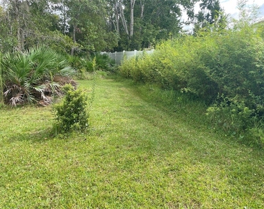 213 Riverbend Road - Photo Thumbnail 5
