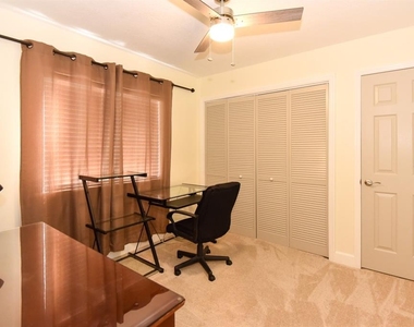 213 Riverbend Road - Photo Thumbnail 28