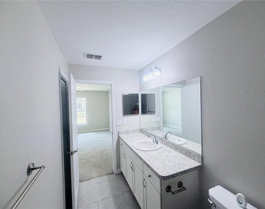 13439 Sw 106th Place - Photo Thumbnail 32