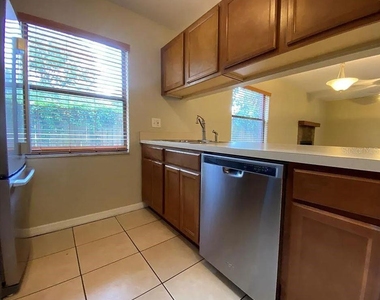 3254 Howell Branch Road - Photo Thumbnail 7