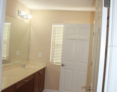 6935 Brescia Way - Photo Thumbnail 11