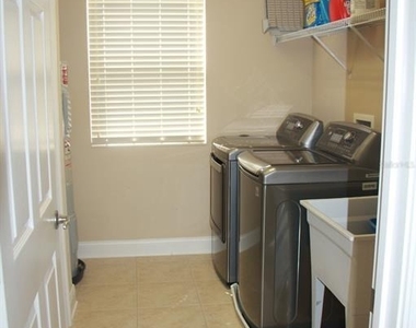 6935 Brescia Way - Photo Thumbnail 10