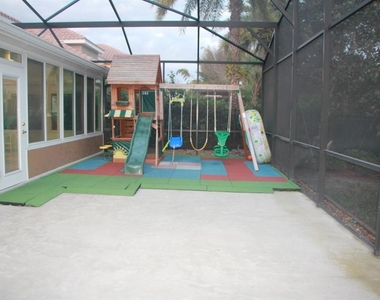 6935 Brescia Way - Photo Thumbnail 14
